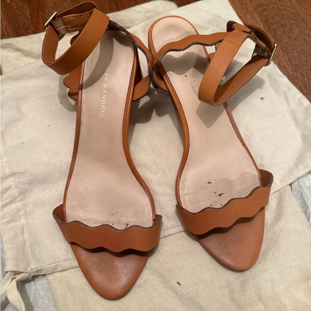 Loeffler Randall scalloped leather heels brown size 8.5